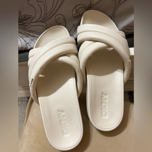 Dkny Shoes - DKNY Indra Criss Cross Shoes